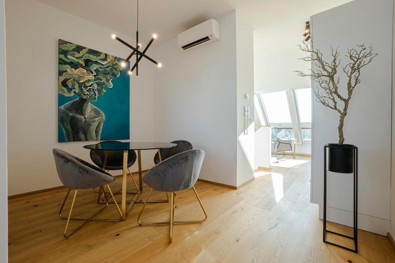 Orestaliving - Penthouse With Designer Renovation Viena Exterior foto